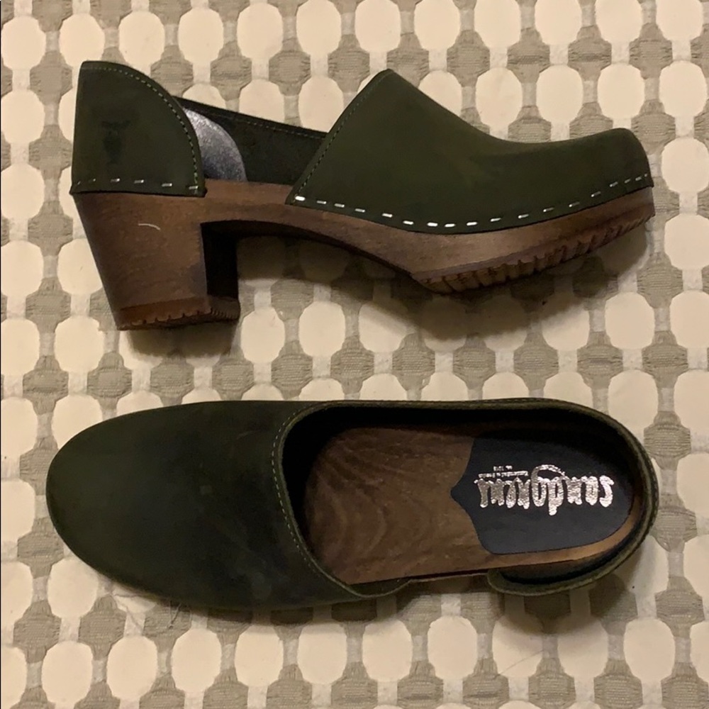 Heeled clogs - Picture 5 of 6